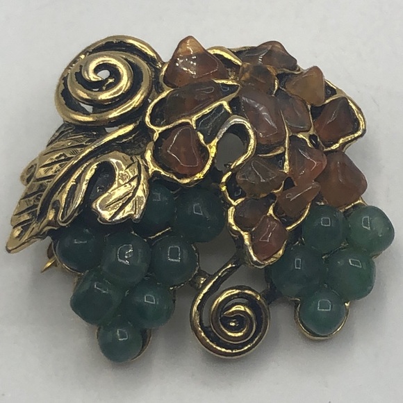 VTG Antique Look Gold Tone Metal w/Natural stones Grape Wine Brooch - Picture 1 of 6